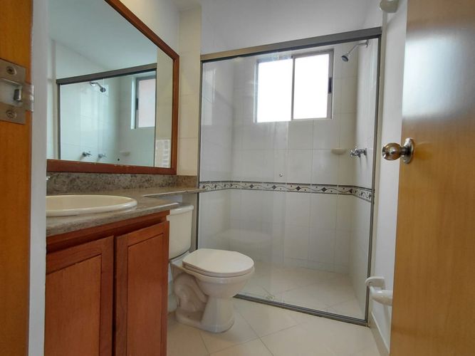 Apartamento de 2 alcobas en arriendo en La Florida, Medellín, 110 m² · foto 22 de 24