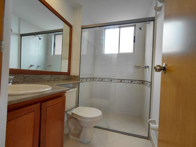 Apartamento de 2 alcobas en arriendo en La Florida, Medellín, 110 m² · foto 23 de 24