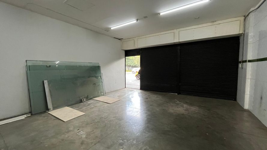 Local en arriendo en Caribe, Medellín, 45 m² · foto 2 de 10