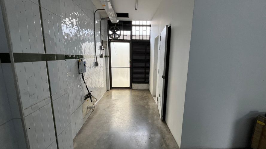 Local en arriendo en Caribe, Medellín, 45 m² · foto 9 de 10