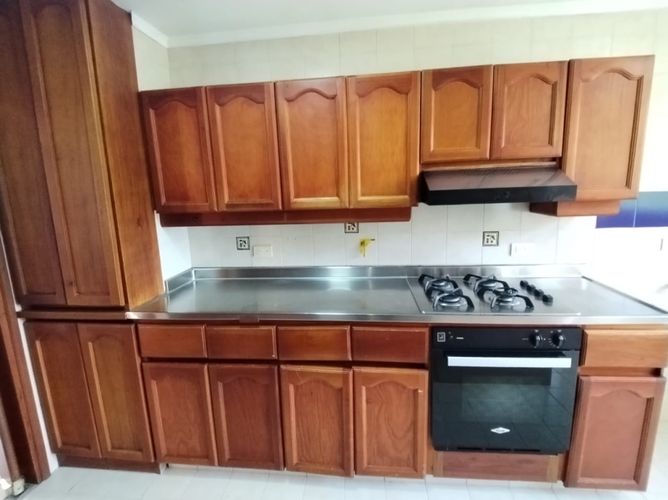 Apartamento de 3 alcobas en arriendo en El Tesoro, Medellín, 130 m² · foto 10 de 15