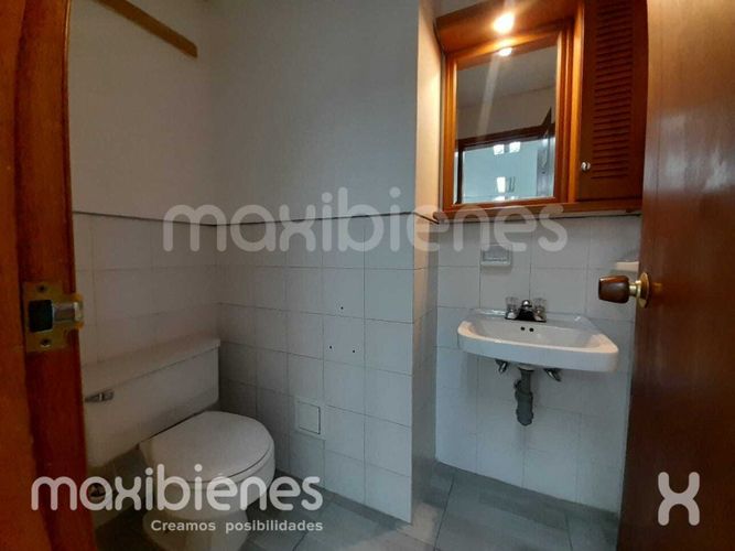 Oficina en arriendo en La Aguacatala, Medellín, 105 m² · foto 10 de 11