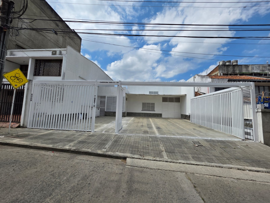 Casa en Arriendo en San fernando viejo, Cali