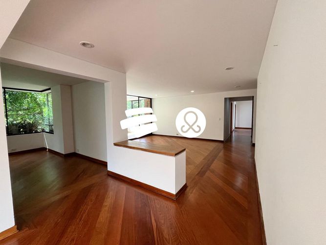 Apartamento de 4 alcobas en venta en El Poblado, Medellín, 260 m² · foto 5 de 24