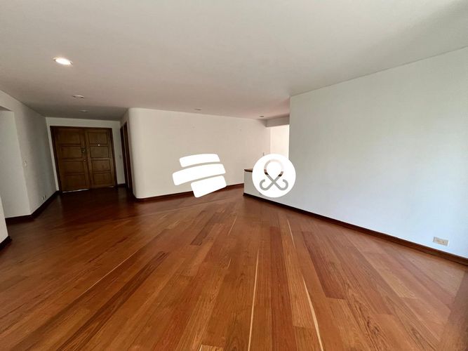 Apartamento de 4 alcobas en venta en El Poblado, Medellín, 260 m² · foto 8 de 24