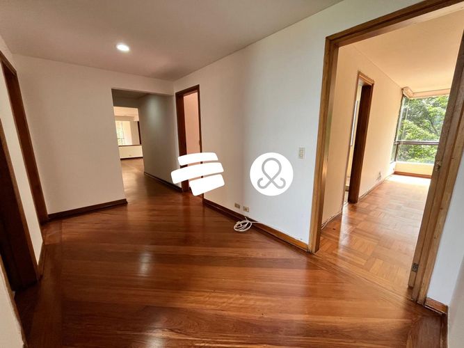 Apartamento de 4 alcobas en venta en El Poblado, Medellín, 260 m² · foto 11 de 24