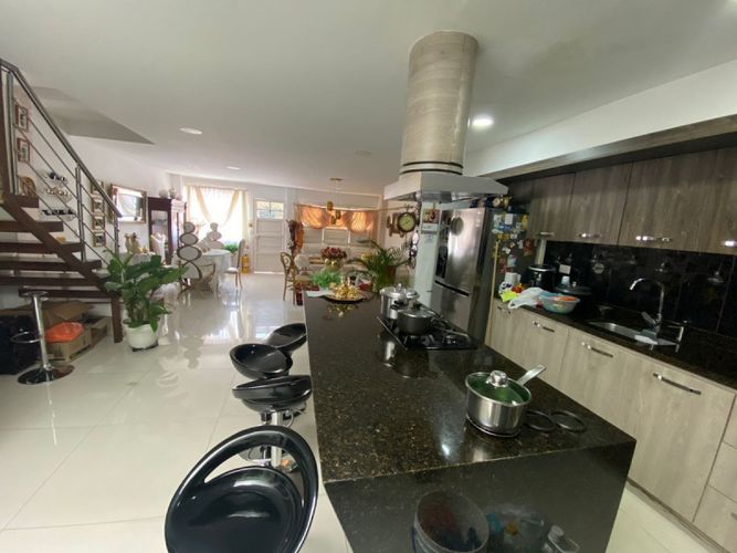 Casa de 4 alcobas en venta en Las Brisas, La Estrella, 174 m² · foto 3 de 9