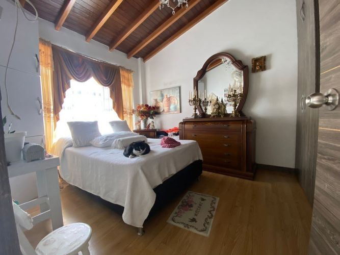 Casa de 4 alcobas en venta en Las Brisas, La Estrella, 174 m² · foto 4 de 9