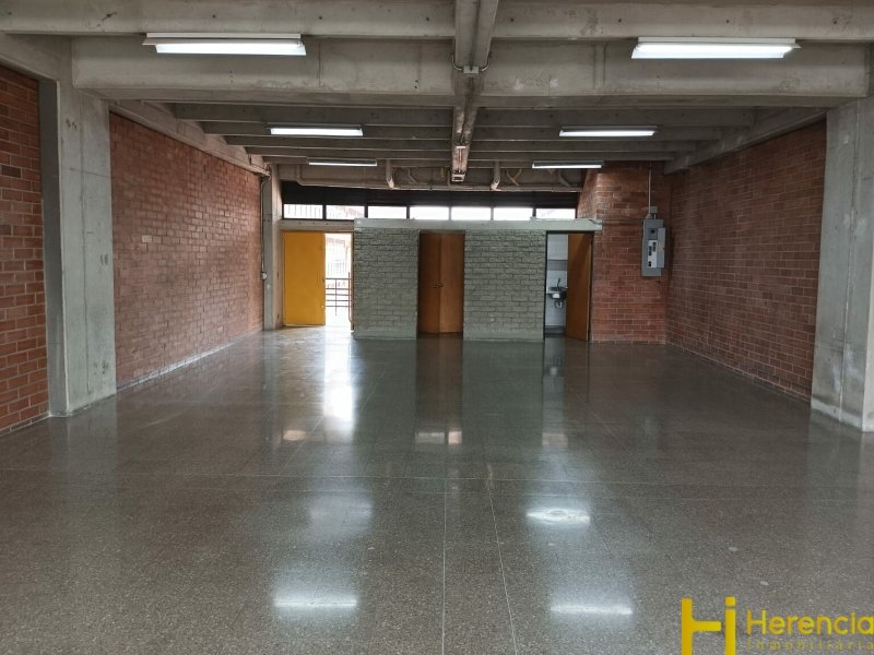 Local en Arriendo en El Poblado, Medellín