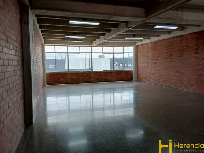 Local en arriendo en El Poblado, Medellín, 131 m² · foto 4 de 5