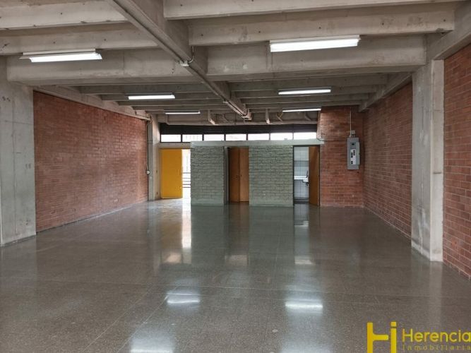 Local en arriendo en El Poblado, Medellín, 131 m² · foto 5 de 5