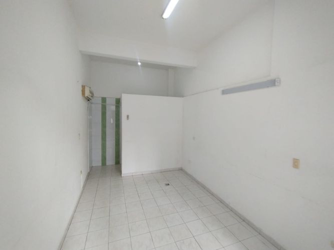 Local en arriendo en Granada, Cali, 18 m² · foto 3 de 5