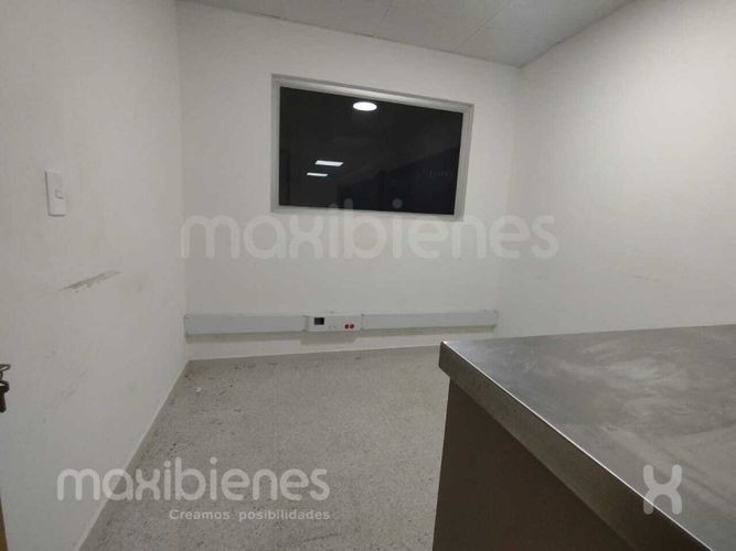 Bodega en arriendo en Chagualo, Marinilla, 400 m² · foto 11 de 13
