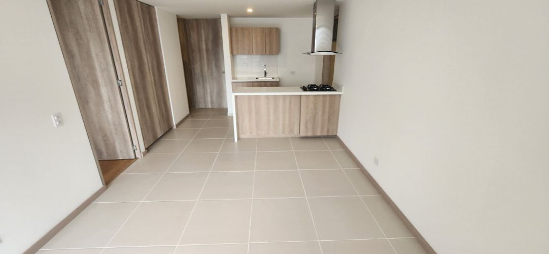Apartaestudio en arriendo en El Poblado, Medellín, 56 m² · foto 7 de 10