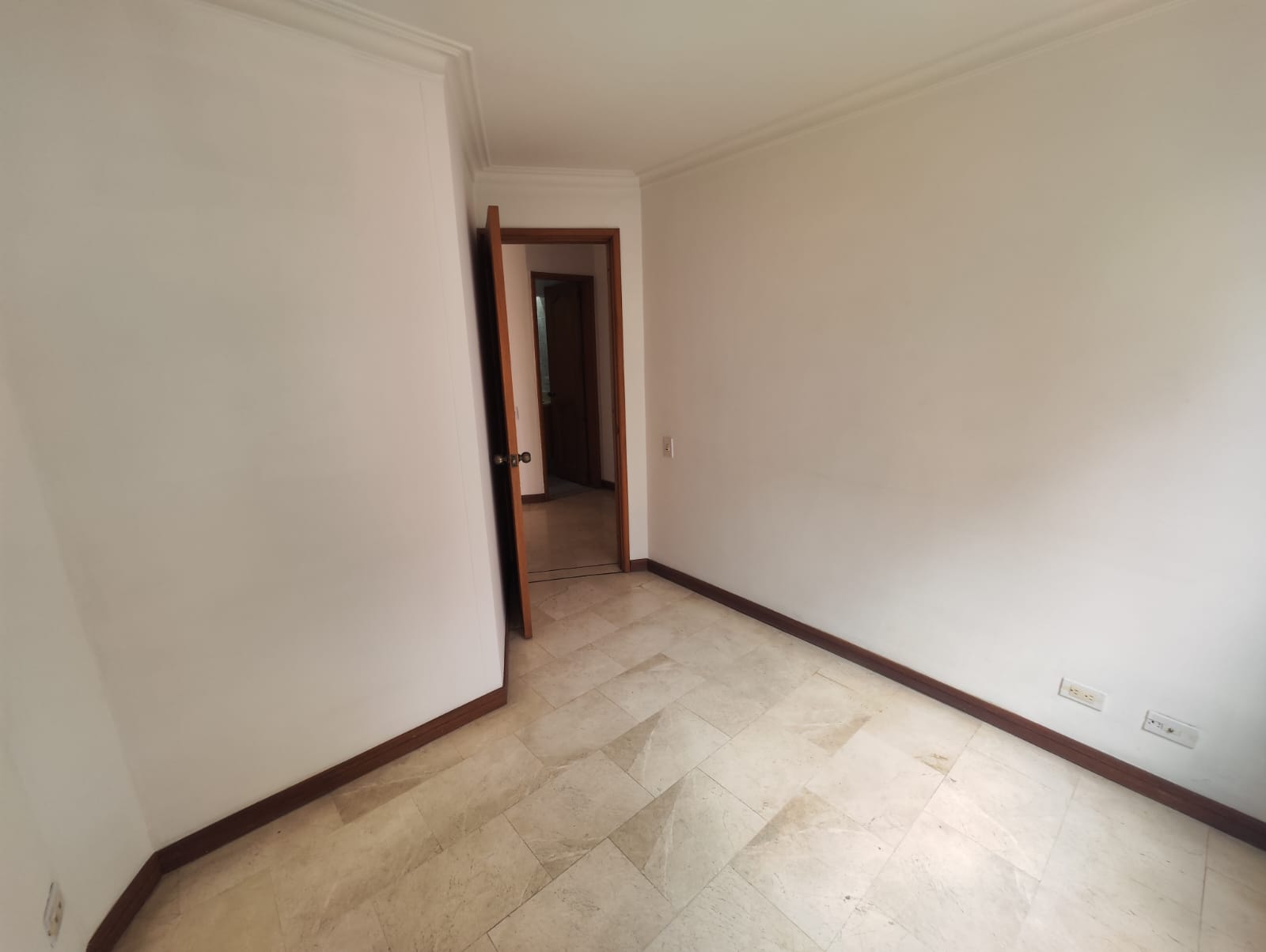 Apartamento en arriendo en Laureles, Medellín · foto 2 de 20