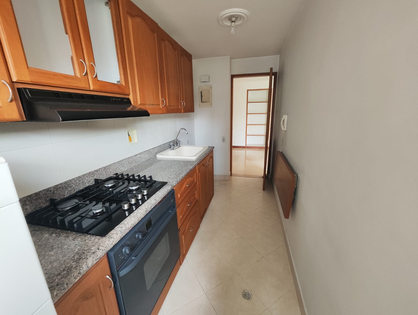 Apartamento en arriendo en Laureles, Medellín · foto 3 de 20