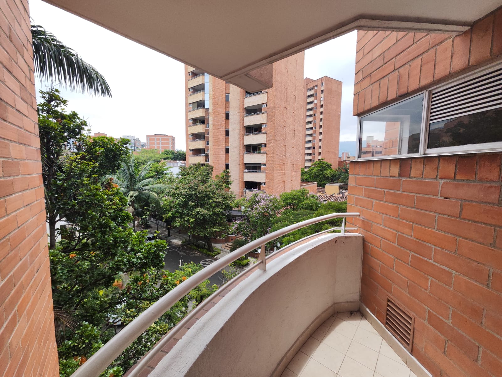 Apartamento en arriendo en Laureles, Medellín · foto 14 de 20
