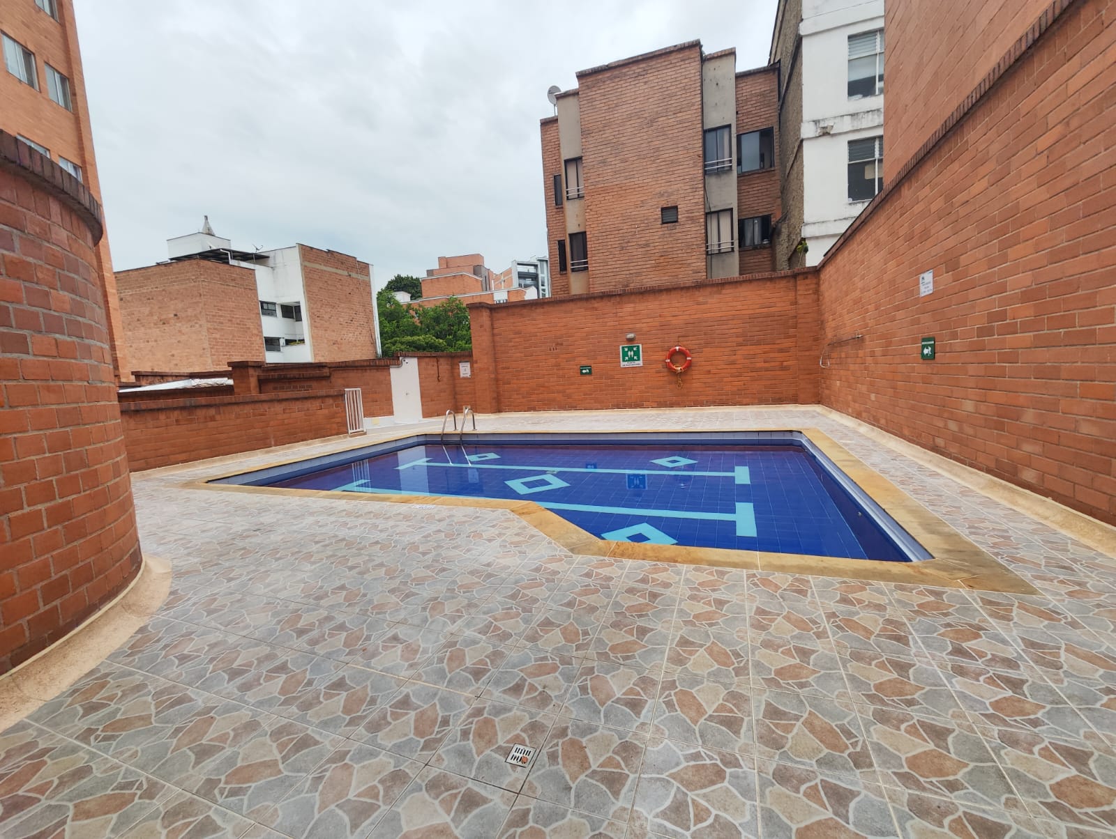 Apartamento en arriendo en Laureles, Medellín · foto 19 de 20