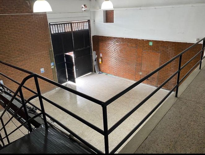 Bodega en arriendo en Obrero, Cali, 460 m² · foto 6 de 11
