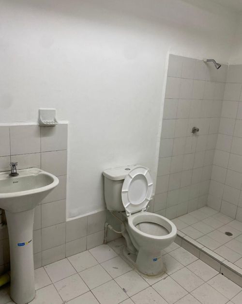 Bodega en arriendo en Obrero, Cali, 460 m² · foto 11 de 11