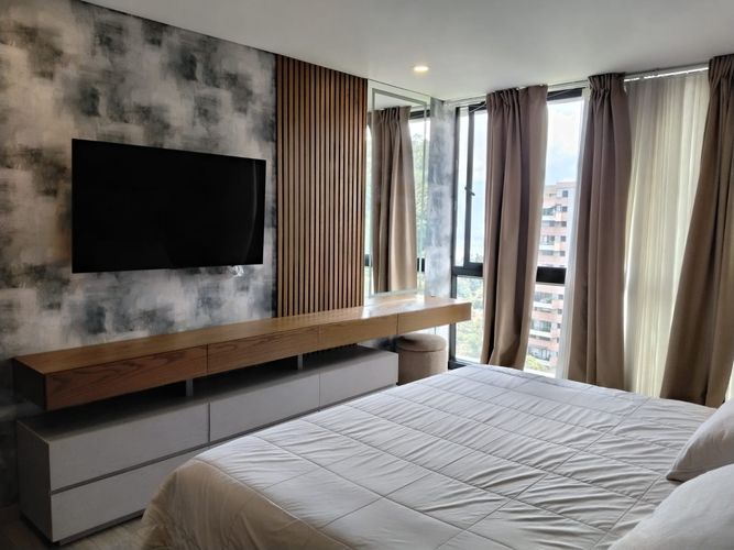 Apartamento de 2 alcobas en arriendo en El Poblado, Medellín, 108 m² · foto 10 de 19