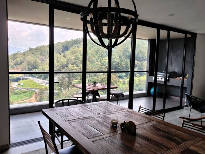 Apartamento de 2 alcobas en arriendo en El Poblado, Medellín, 108 m² · foto 4 de 19