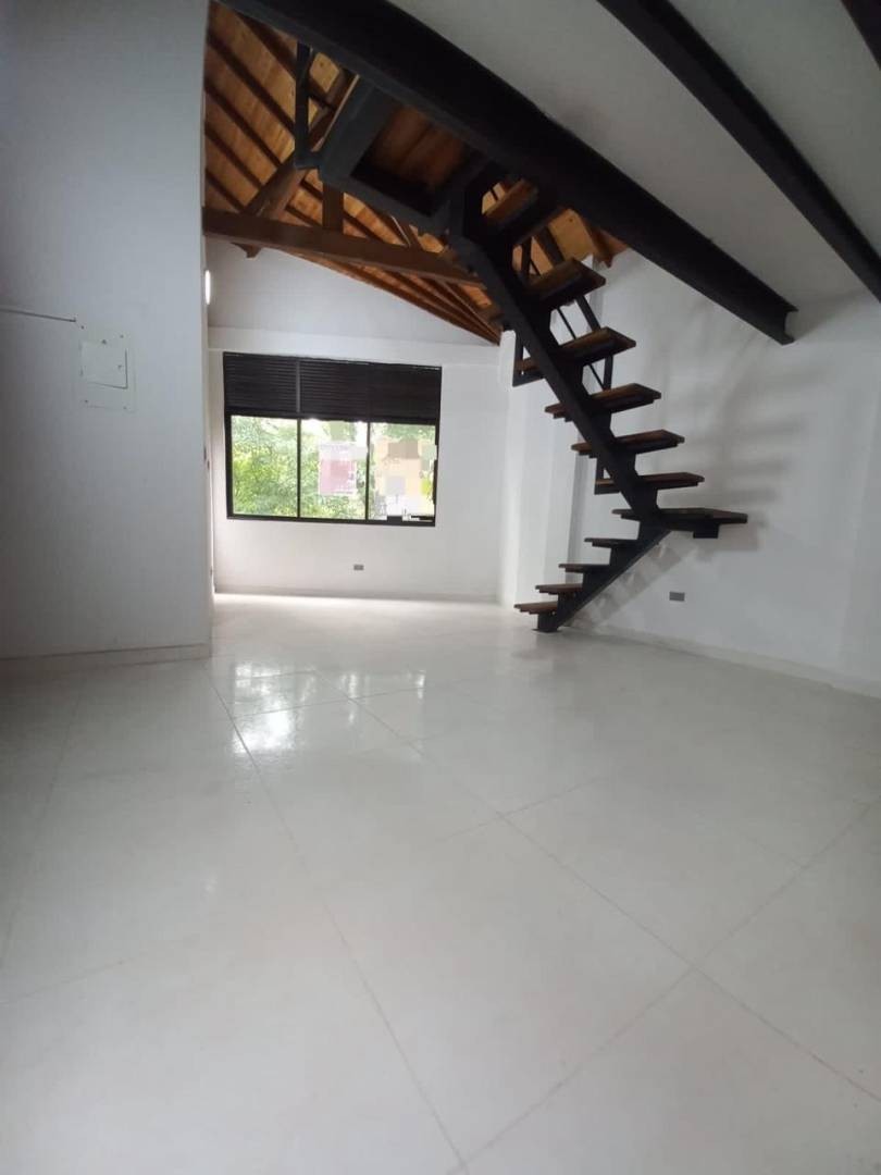 Apartaestudio en arriendo en Barrio Cristóbal, Medellín · foto 4 de 13