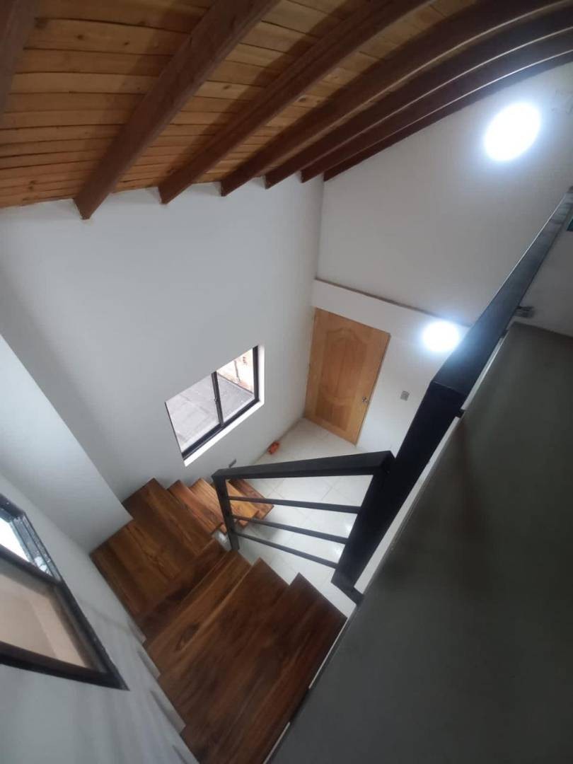 Apartaestudio en arriendo en Barrio Cristóbal, Medellín · foto 11 de 13
