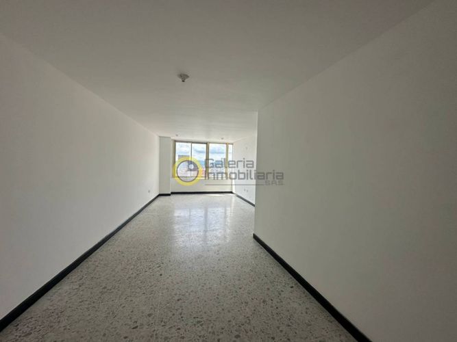 Oficina en arriendo en Centro, Bucaramanga, 29 m² · foto 3 de 9