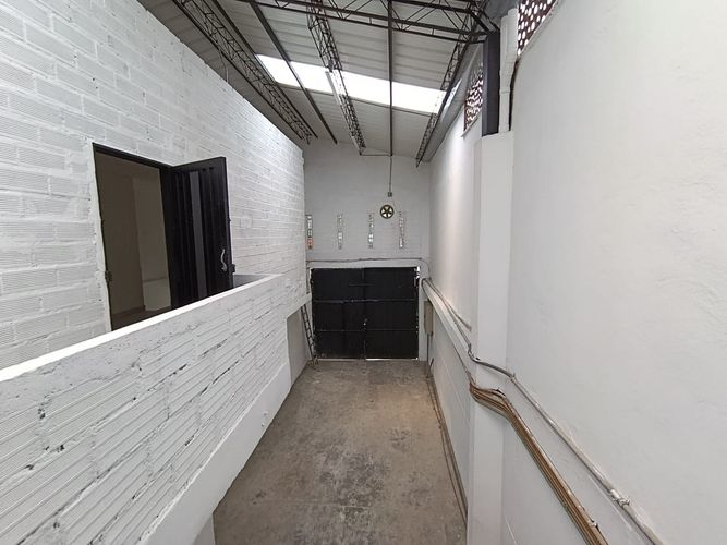 Bodega en arriendo en El Chagualo, Medellín, 260 m² · foto 13 de 20