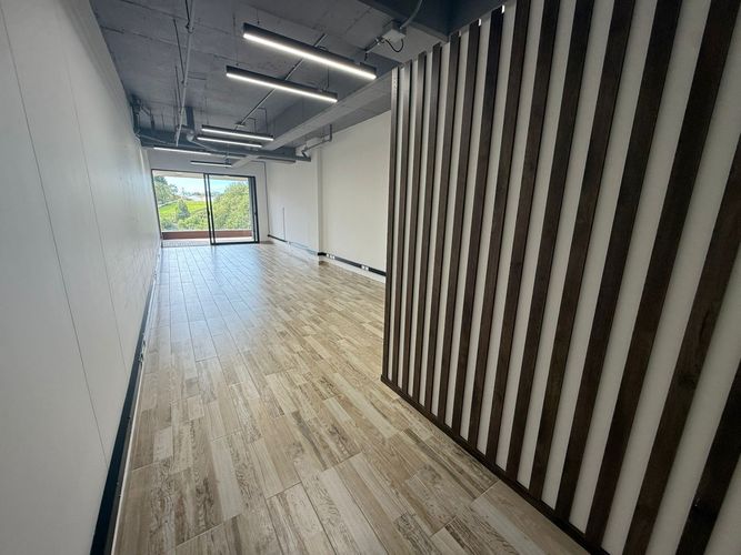 Oficina en arriendo en Las Palmas, Envigado, 65 m² · foto 8 de 13