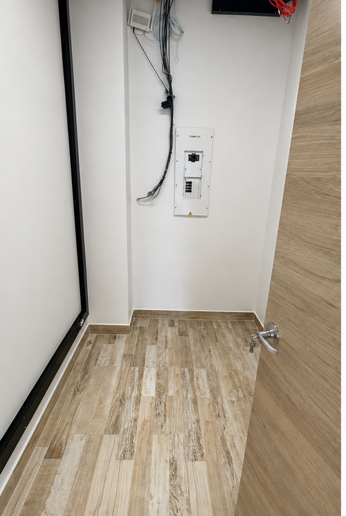 Oficina en arriendo en Las Palmas, Envigado, 65 m² · foto 12 de 13