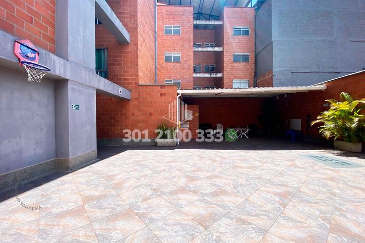 Apartamento de 3 alcobas en arriendo en Conquistadores, Medellín, 90 m² · foto 19 de 21