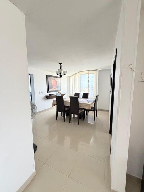 Apartamento de 4 alcobas en venta en El Carmen, Barranquilla, 127 m² · foto 4 de 16