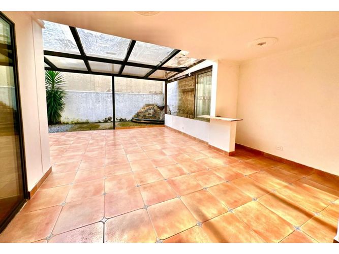 Casa de 5 alcobas en venta en El Poblado, Medellín, 265 m² · foto 4 de 15