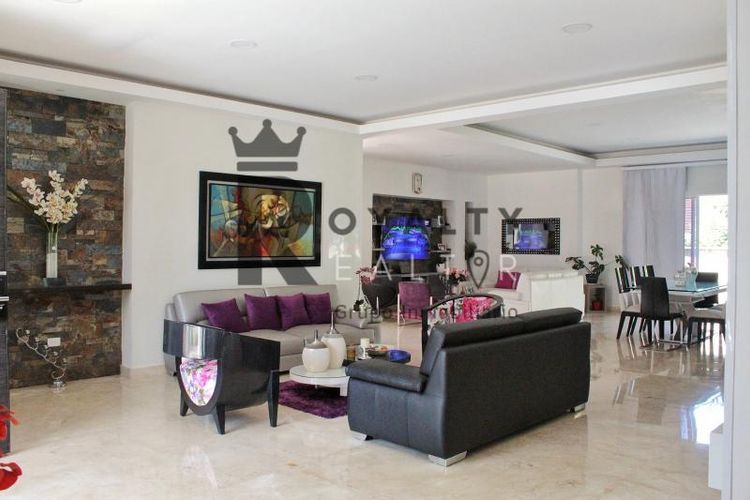 Casa de 4 alcobas en venta en Menzuly, Piedecuesta, 462 m² · foto 10 de 24