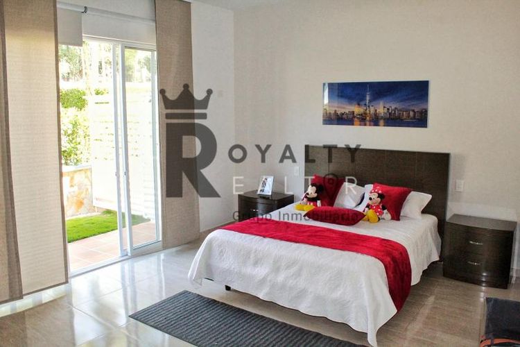 Casa de 4 alcobas en venta en Menzuly, Piedecuesta, 462 m² · foto 23 de 24