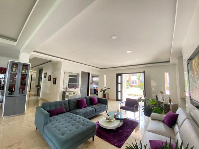 Casa de 4 alcobas en venta en Ruitoque, Piedecuesta, 462 m² · foto 5 de 22