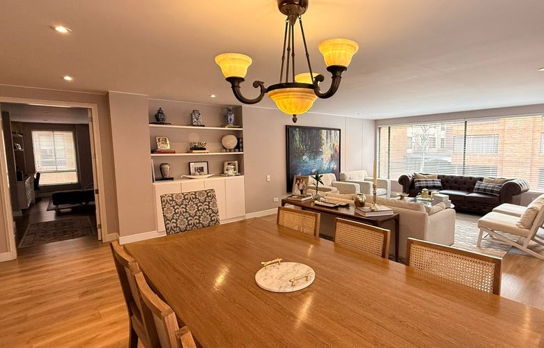 Apartamento de 3 alcobas en venta en Chico, Bogotá, 183 m² · foto 4 de 20