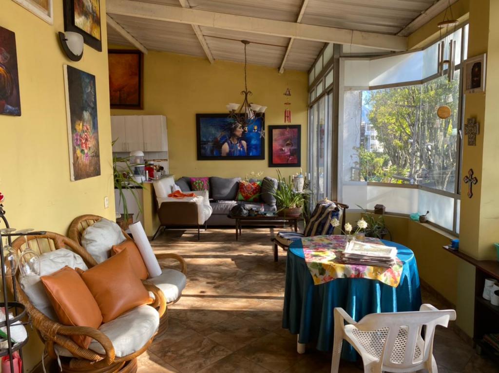 Casa en venta en San Luis, Bogotá · foto 3 de 23