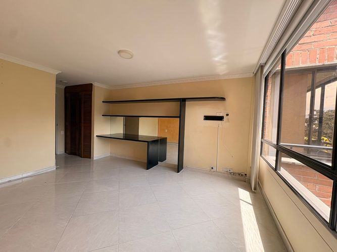 Apartamento de 3 alcobas en venta en El Poblado, Medellín, 116 m² · foto 11 de 14