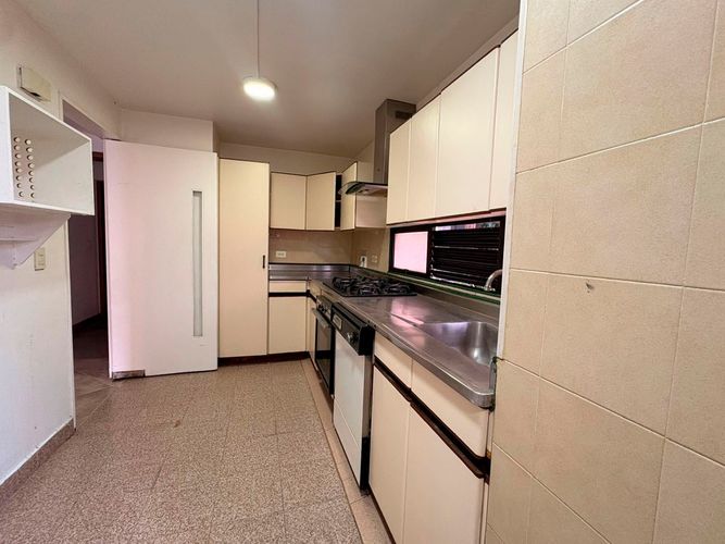 Apartamento de 3 alcobas en venta en El Poblado, Medellín, 116 m² · foto 5 de 14