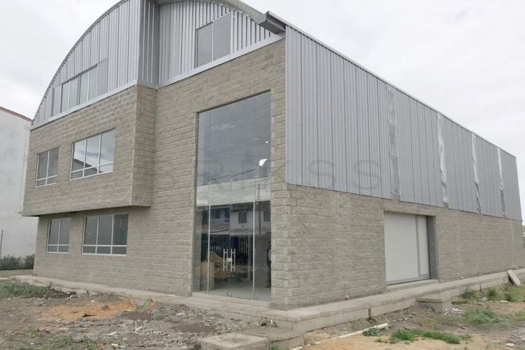 Bodega en venta en San Jose De Los Nogales, Chía, 615 m² · foto 10 de 10