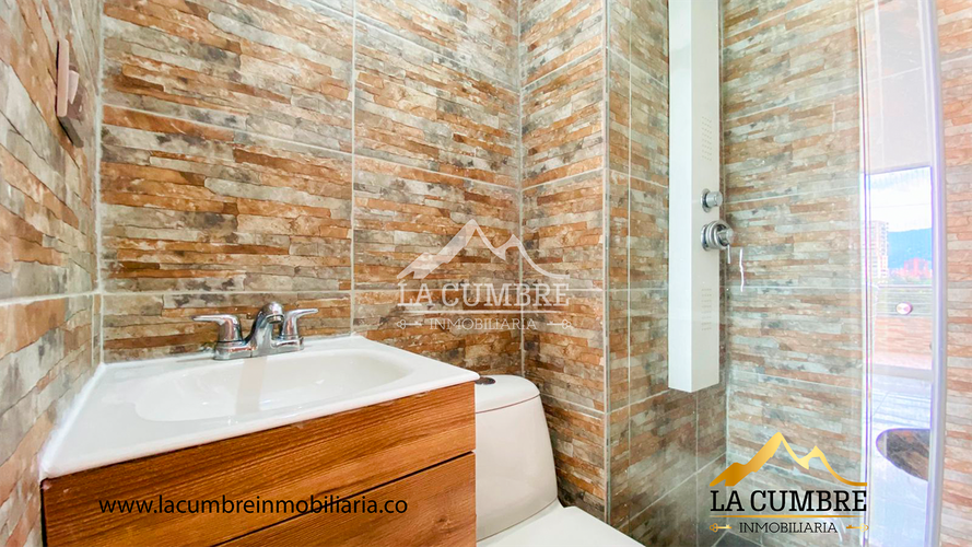 Apartamento de 3 alcobas en arriendo en El Poblado, Medellín, 125 m² · foto 8 de 8