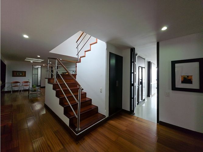 Apartamento de 4 alcobas en venta en Bosque De Pinos, Bogotá, 259 m² · foto 13 de 24