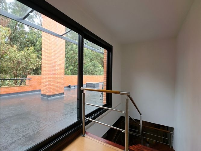 Apartamento de 4 alcobas en venta en Bosque De Pinos, Bogotá, 259 m² · foto 23 de 24