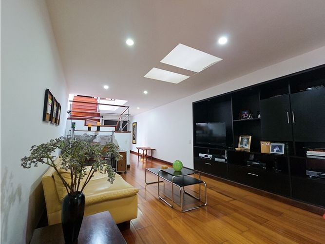 Apartamento de 4 alcobas en venta en Bosque De Pinos, Bogotá, 259 m² · foto 24 de 24