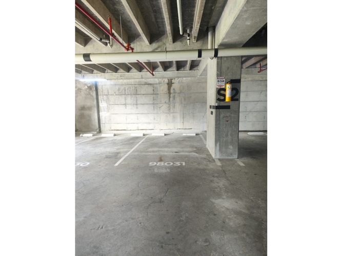 Apartaestudio en venta en El Poblado, Medellín, 47 m² · foto 16 de 18