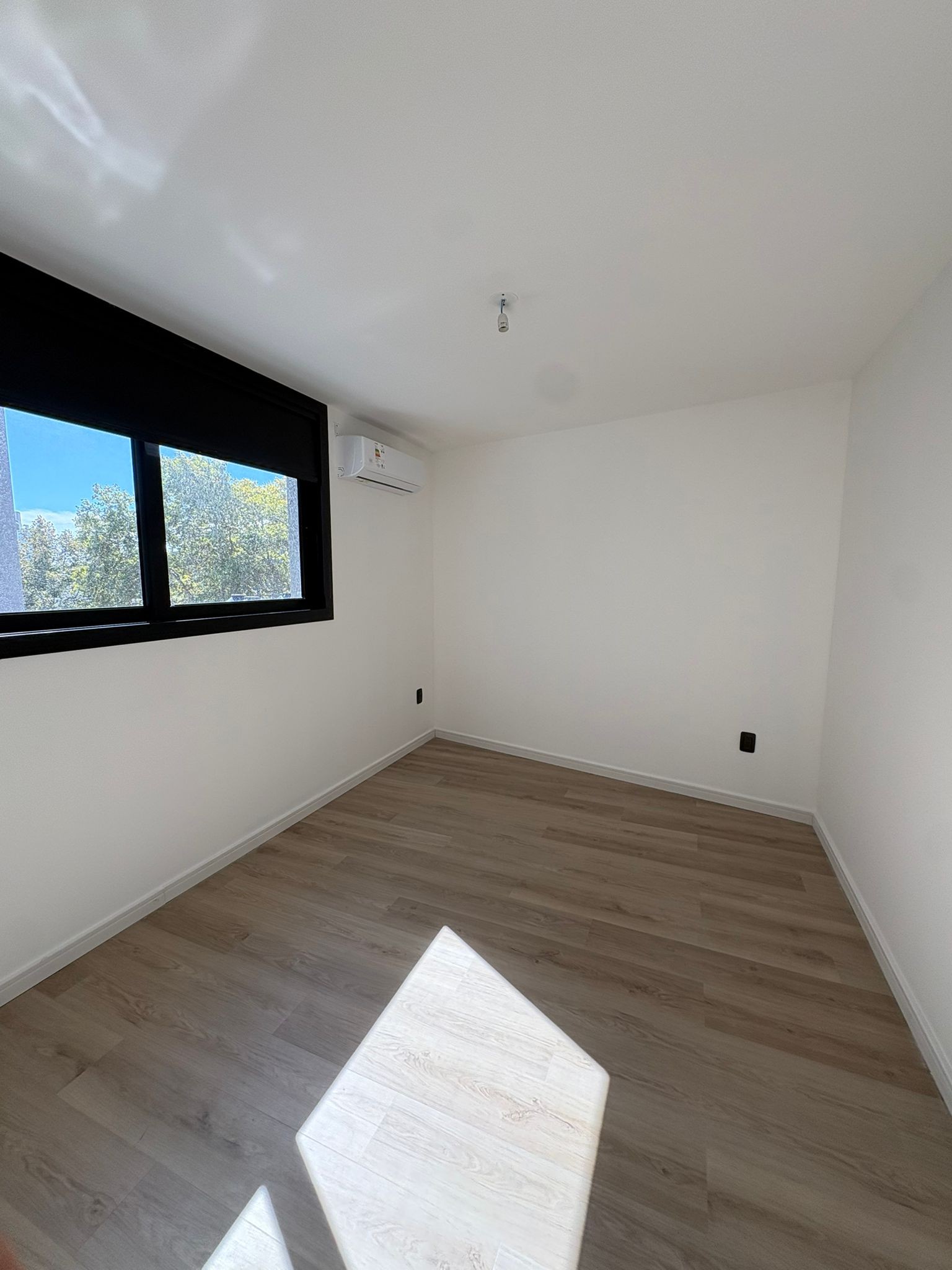 Exclusivos Monoambientes a Estrenar en Edificio Olímpicos, La Blanqueada: Un Oasis Urbano de Lujo y Confort, Inversión Inteligente y Estilo de Vida Moderno. – pohled 3