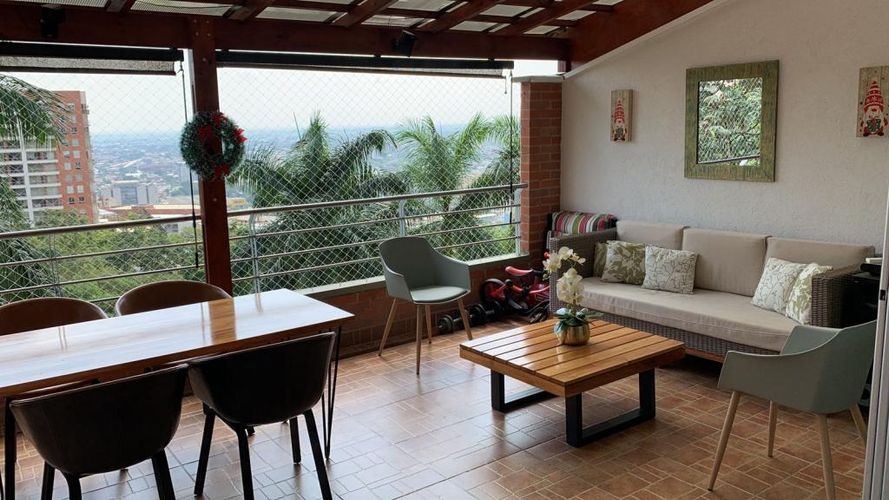 Apartamento en venta en Cristales, Cali · foto 3 de 10